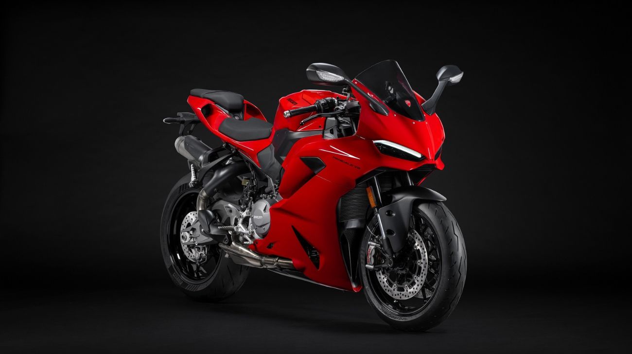 1736227862-ducai India Launch Ducati New Bike Ducati Panigale V4s Side Look Red Colour S